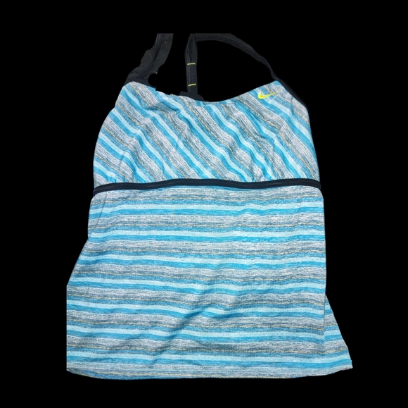 Nike swim or work out top Summer Sale 🌼 - Picture 2 of 5